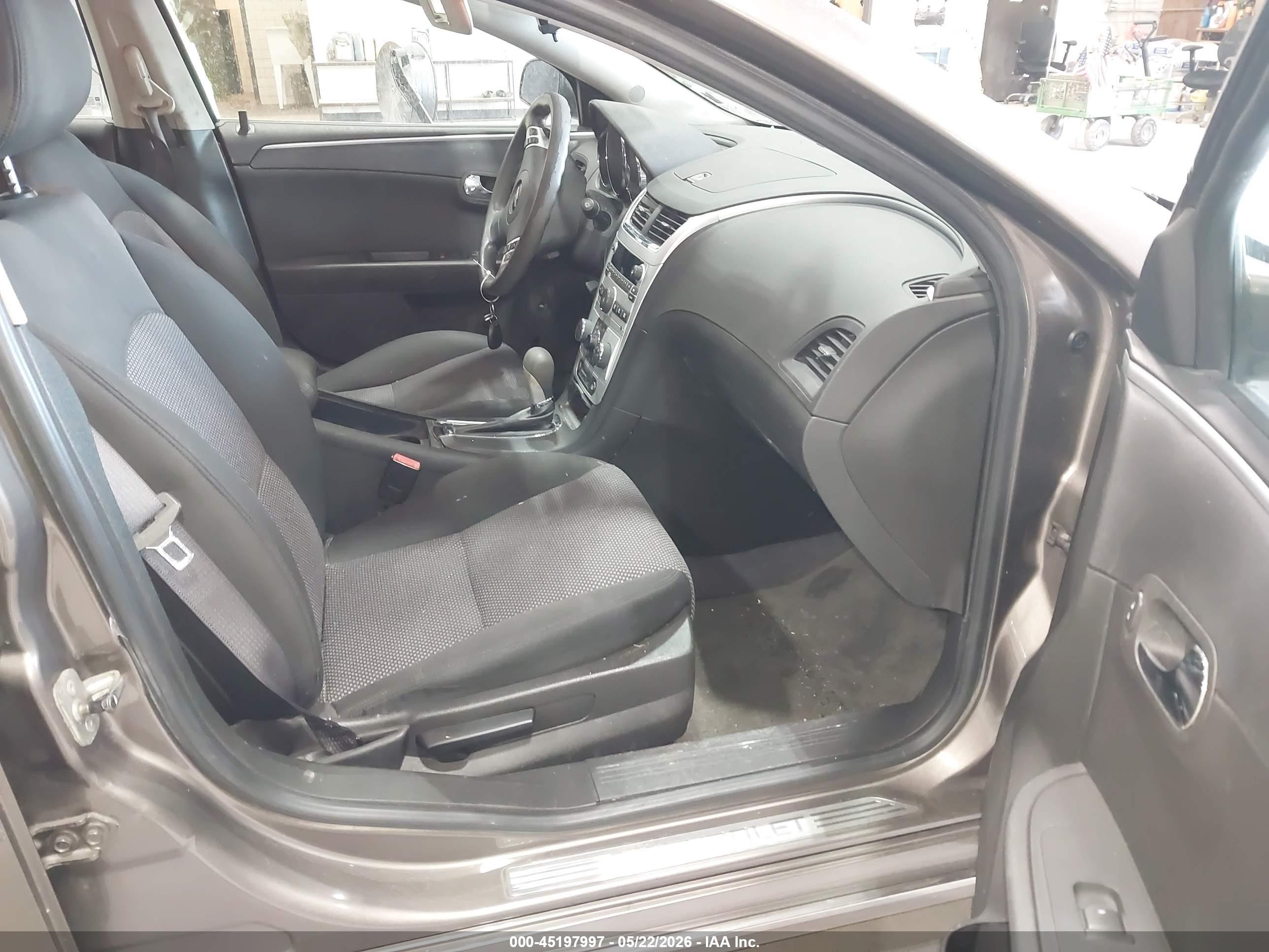 2010 Chevrolet Malibu Lt Gray vin: 1G1ZC5EB7AF270128