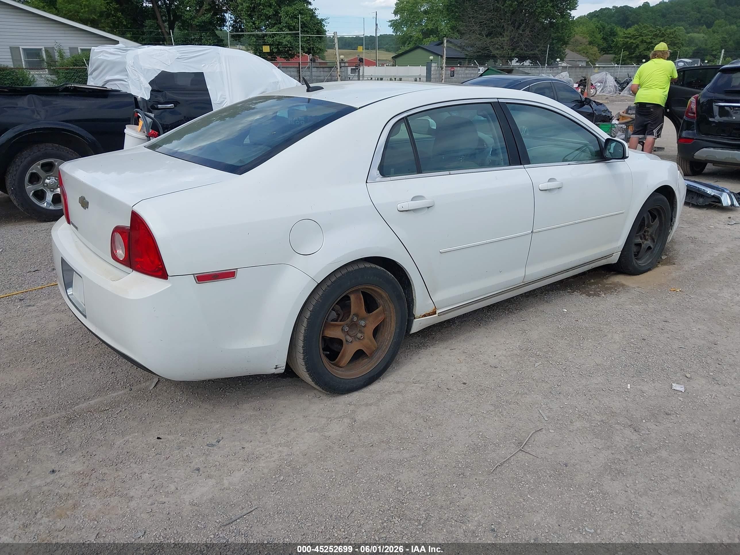 2010 Chevrolet Malibu Lt White vin: 1G1ZC5EBXAF258975