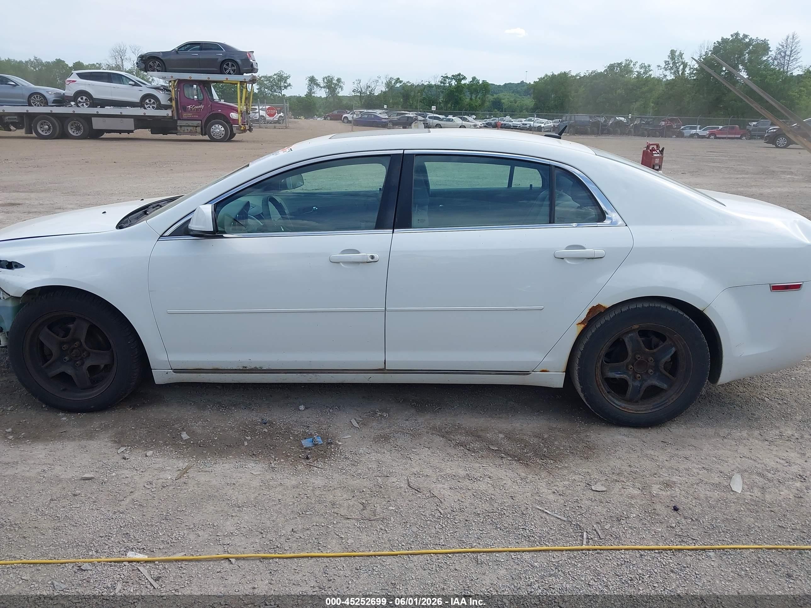 2010 Chevrolet Malibu Lt White vin: 1G1ZC5EBXAF258975
