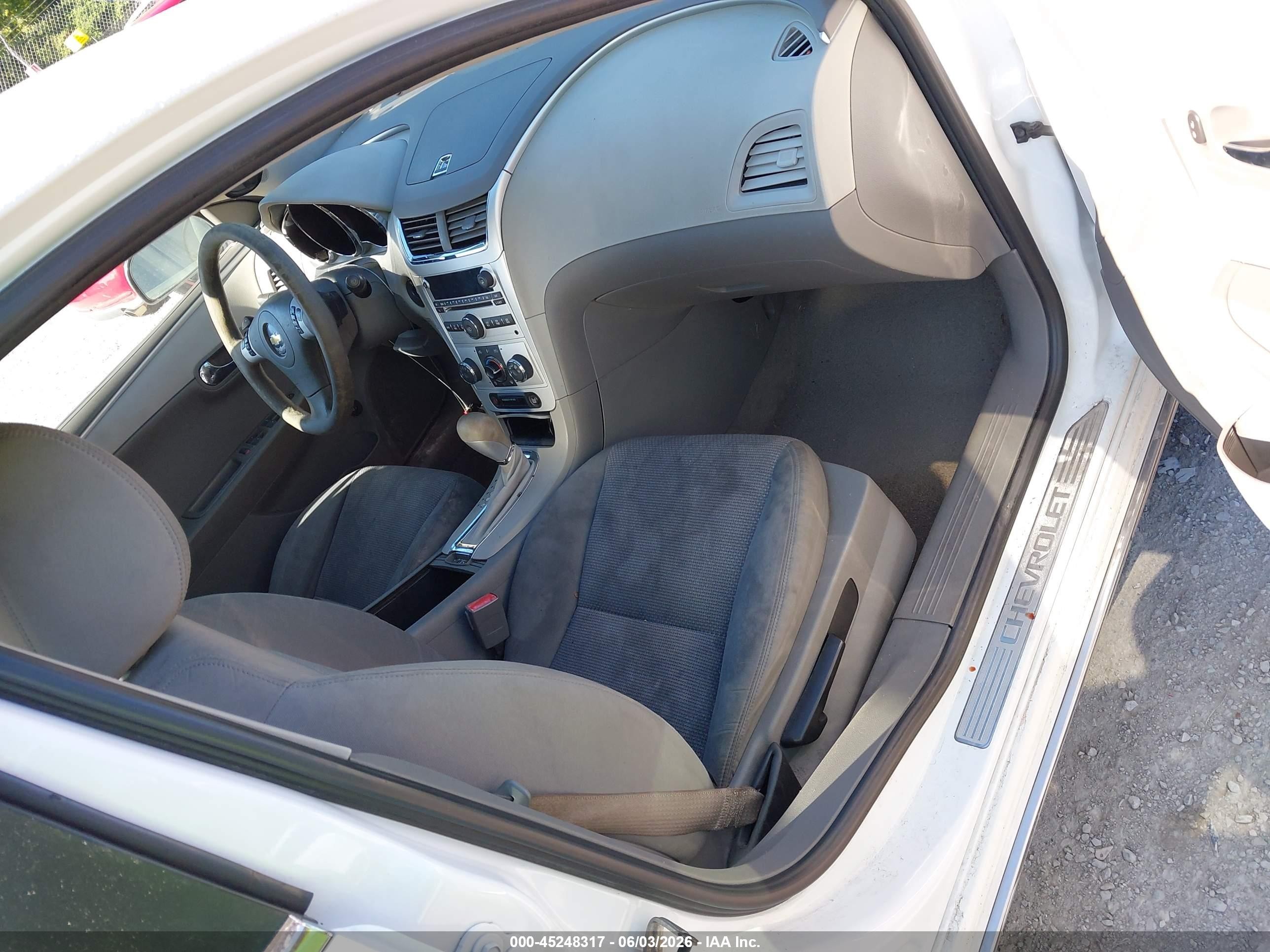 2010 Chevrolet Malibu Lt White vin: 1G1ZC5EBXAF271239