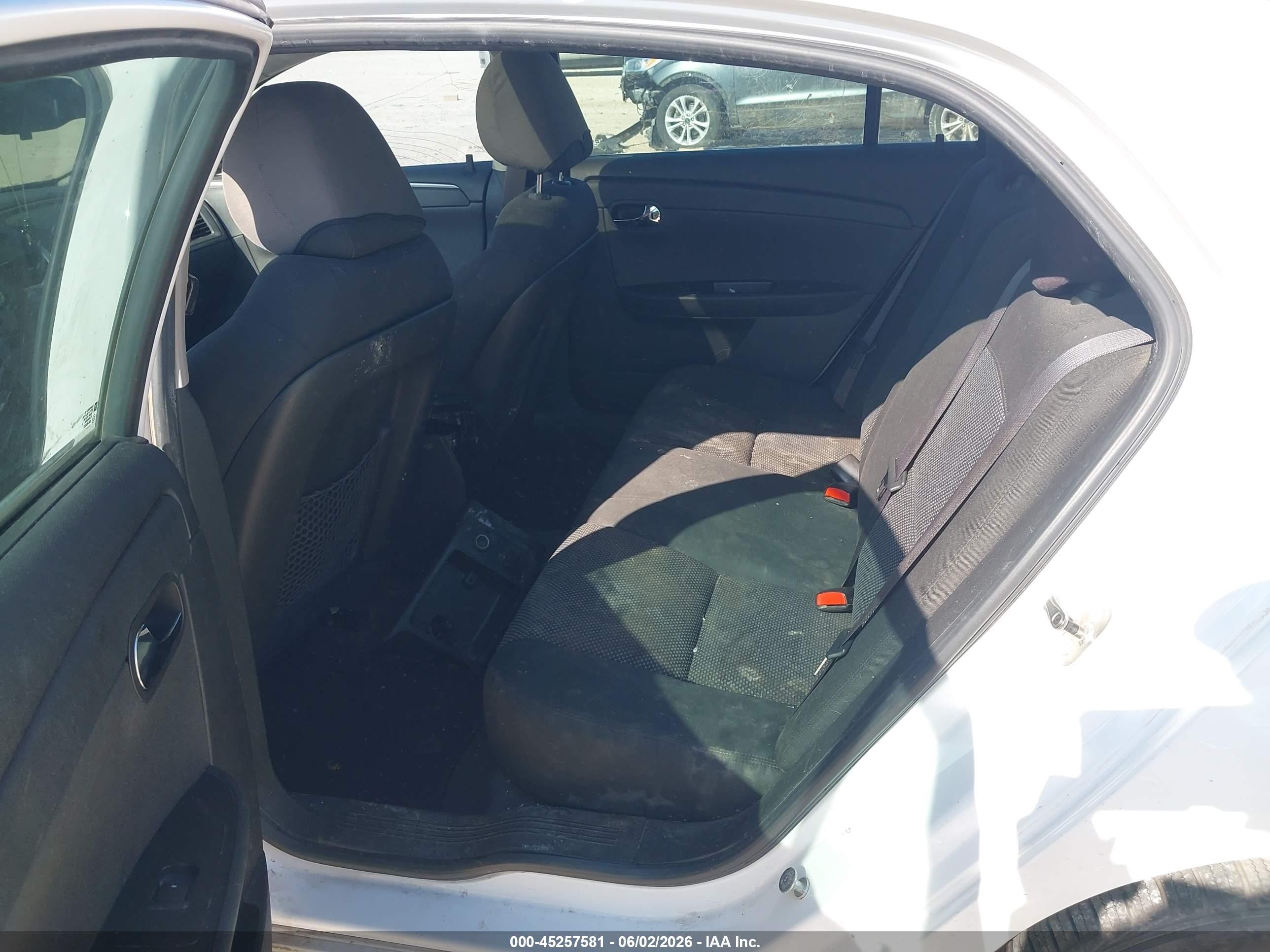 2011 Chevrolet Malibu 1lt White vin: 1G1ZC5EU5BF304151