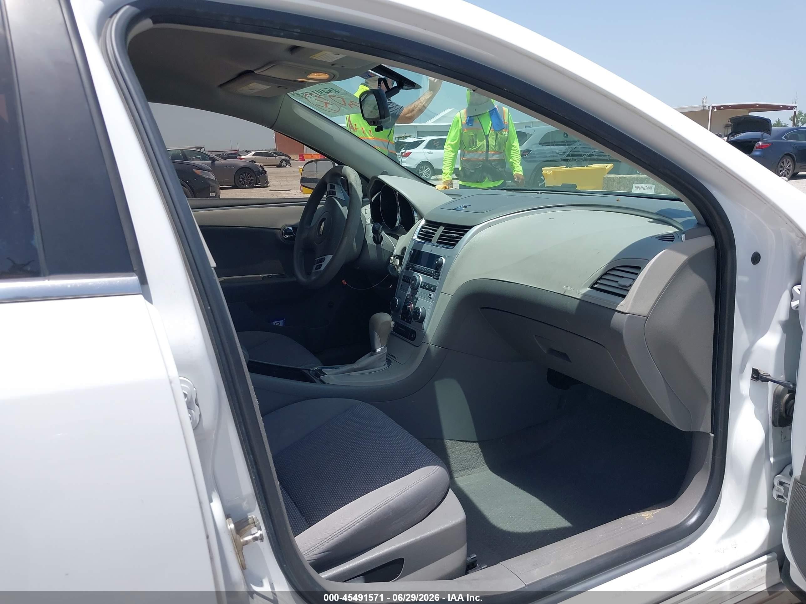 2012 Chevrolet Malibu 1lt White vin: 1G1ZC5EU9CF266456