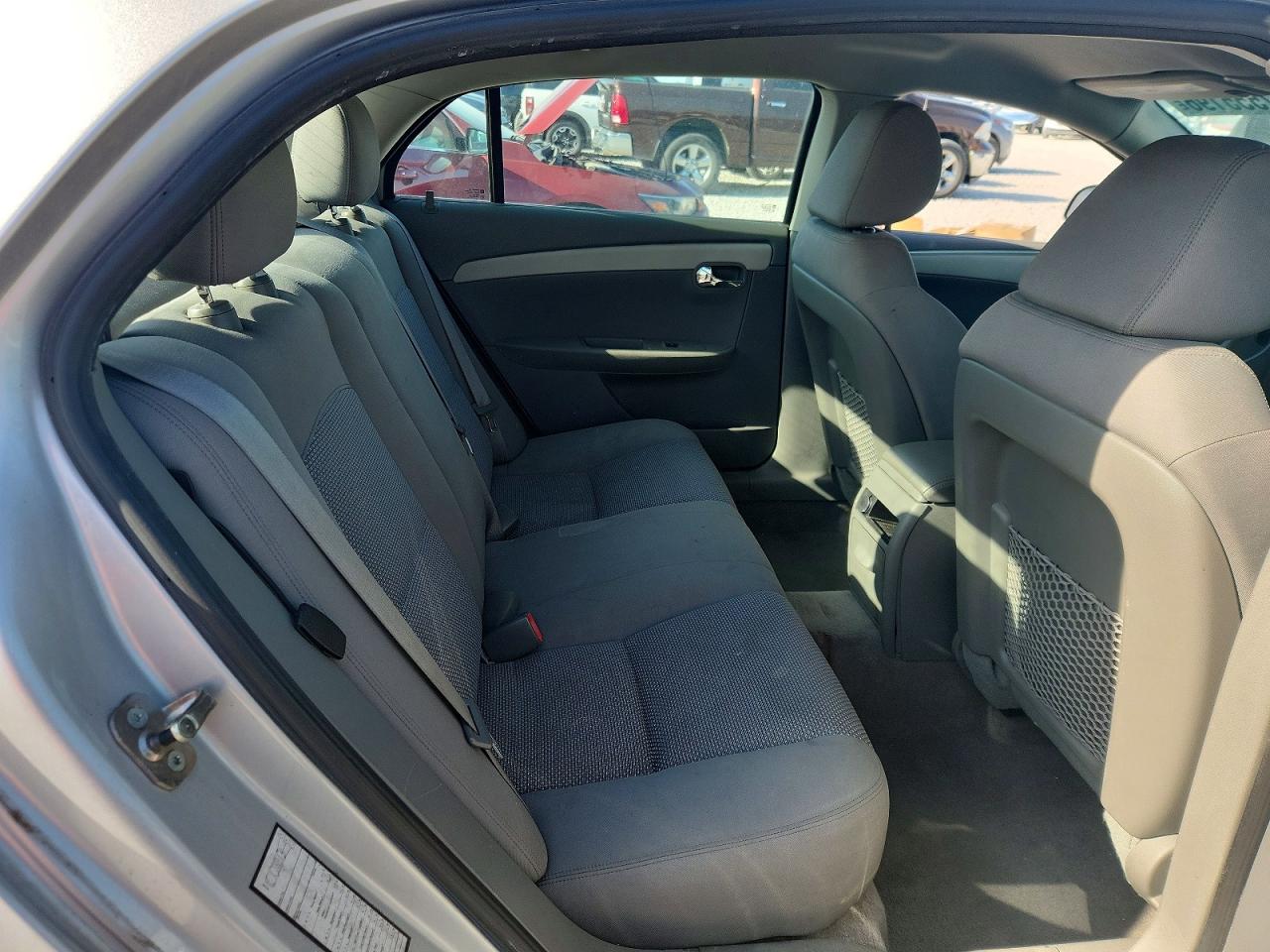 2011 Chevrolet Malibu 1lt Silver vin: 1G1ZC5EUXBF296662