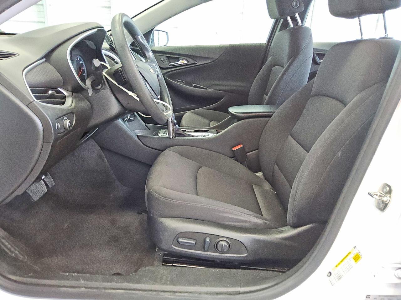 2023 Chevrolet Malibu Ls Белый vin: 1G1ZC5ST0PF181040