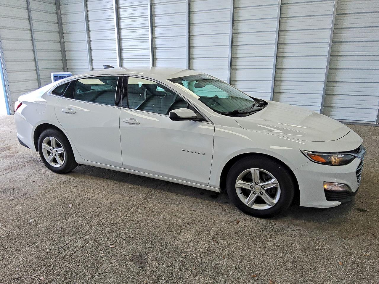 2023 Chevrolet Malibu Ls Белый vin: 1G1ZC5ST0PF181040