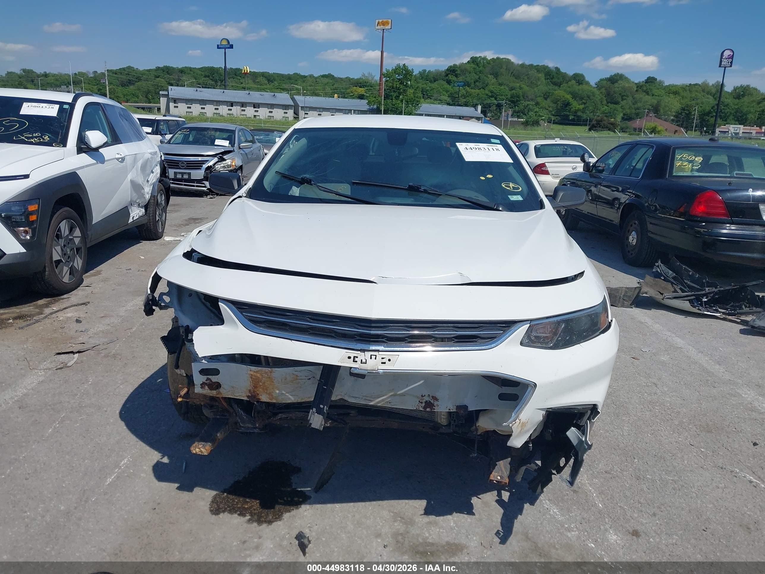 2016 Chevrolet Malibu 1fl White vin: 1G1ZC5ST1GF230214