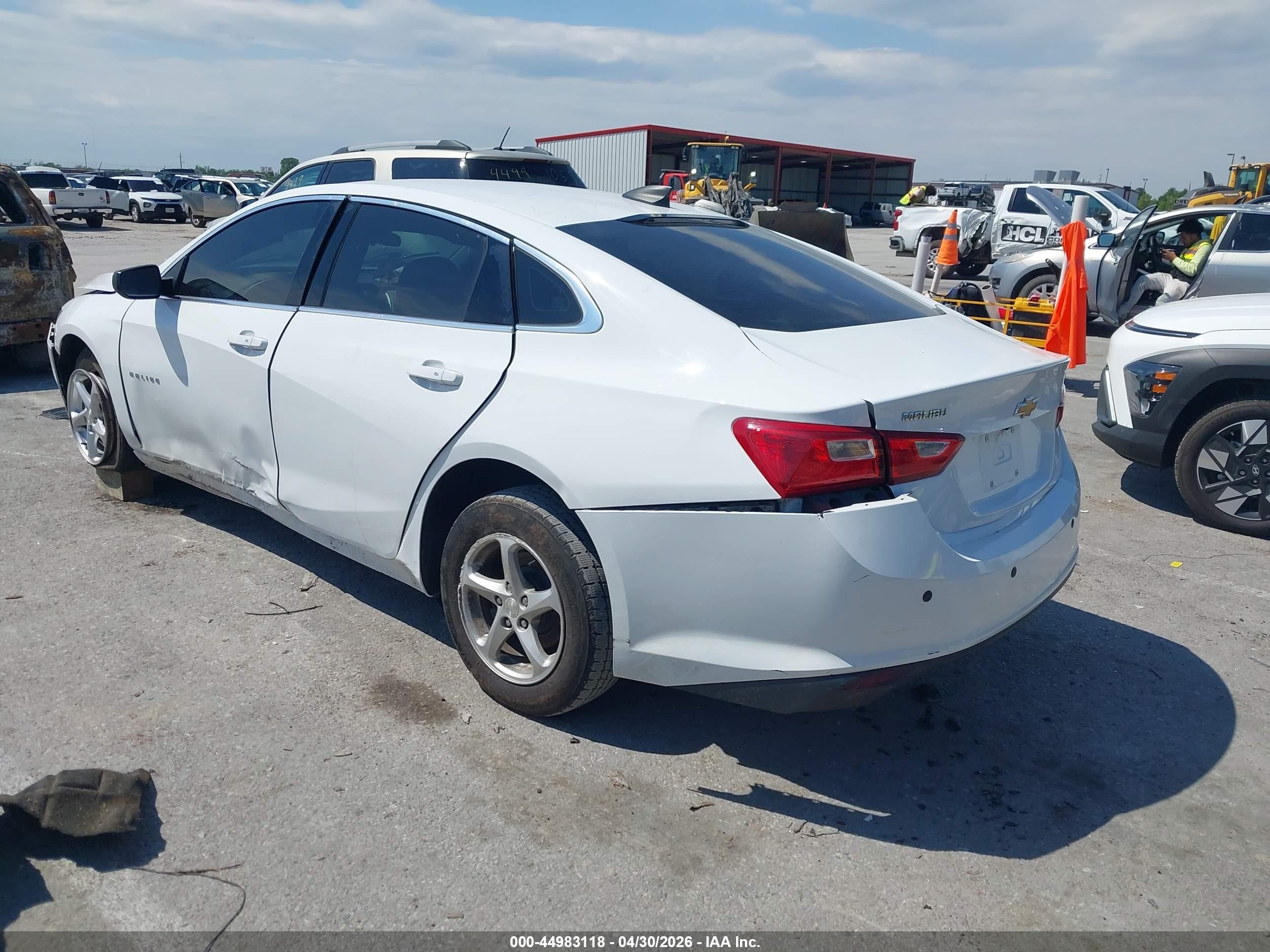 2016 Chevrolet Malibu 1fl White vin: 1G1ZC5ST1GF230214