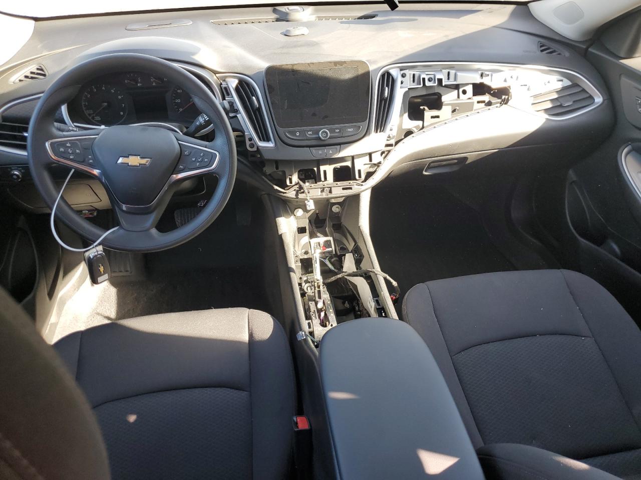 2025 Chevrolet Malibu Ls Silver vin: 1G1ZC5ST1SF119445