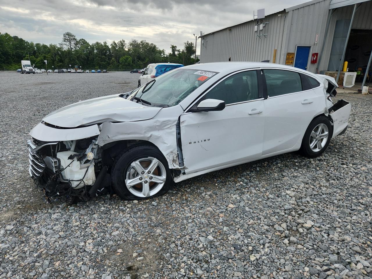 2024 Chevrolet Malibu Ls White vin: 1G1ZC5ST3RF153770 Damage: Left Front Fender, Dent(S) W/ Paint Dmg, > 12 Inches