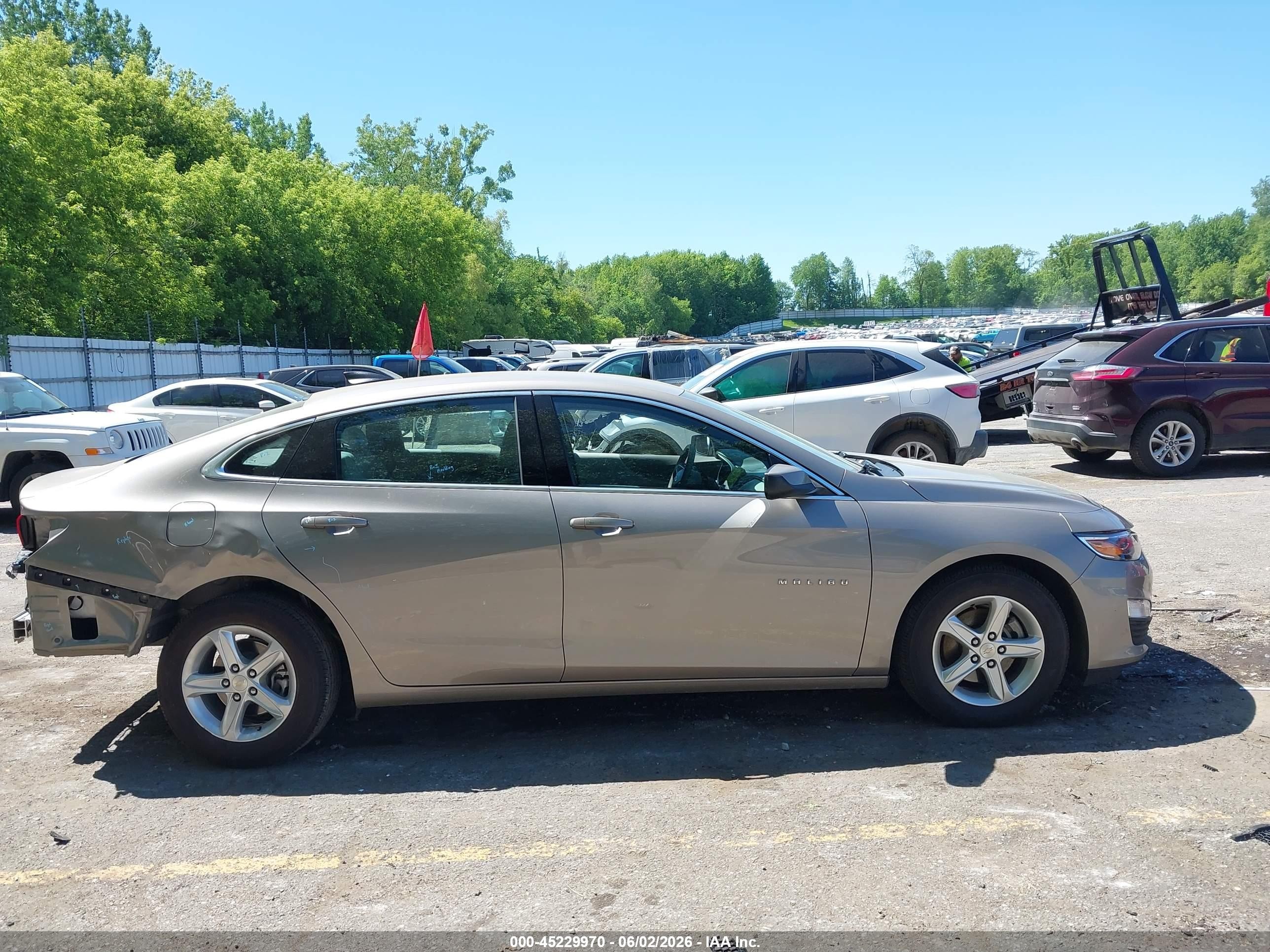 2024 Chevrolet Malibu Fwd 1fl Tan vin: 1G1ZC5ST3RF178426