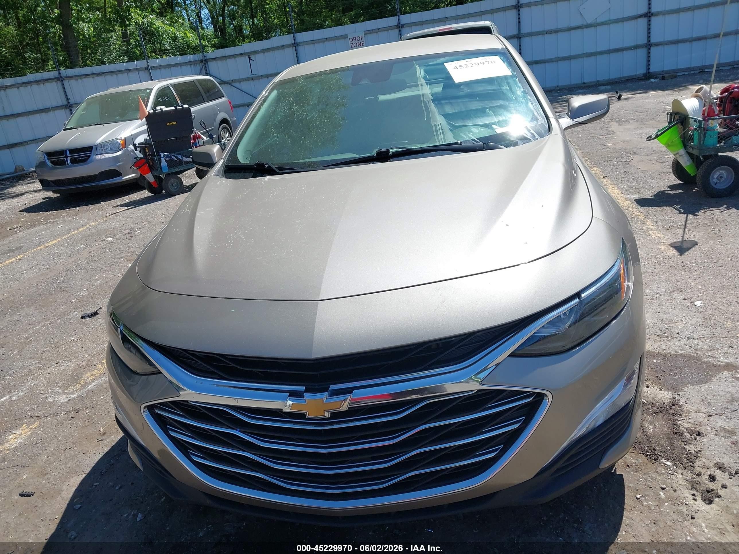 2024 Chevrolet Malibu Fwd 1fl Tan vin: 1G1ZC5ST3RF178426