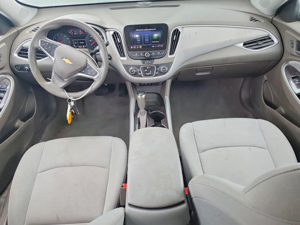 2020 Chevrolet Malibu Ls Серебряный vin: 1G1ZC5ST6LF101850