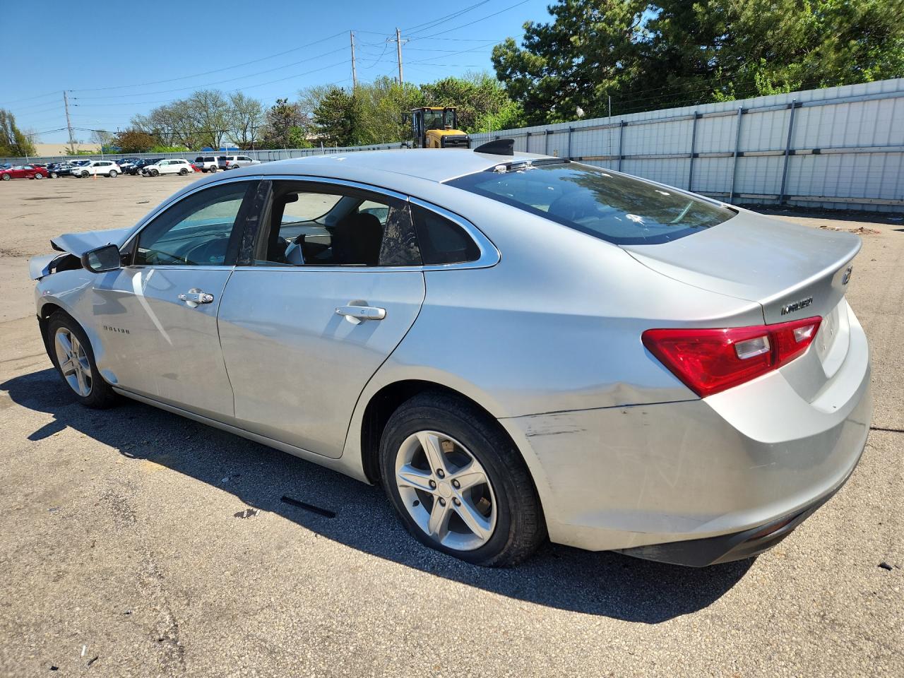 2022 Chevrolet Malibu Ls Серебряный vin: 1G1ZC5ST6NF166507 Damage: Left Qtr Panel, Dent(S) W/No Paint Dmg, 4 To 5 Inches