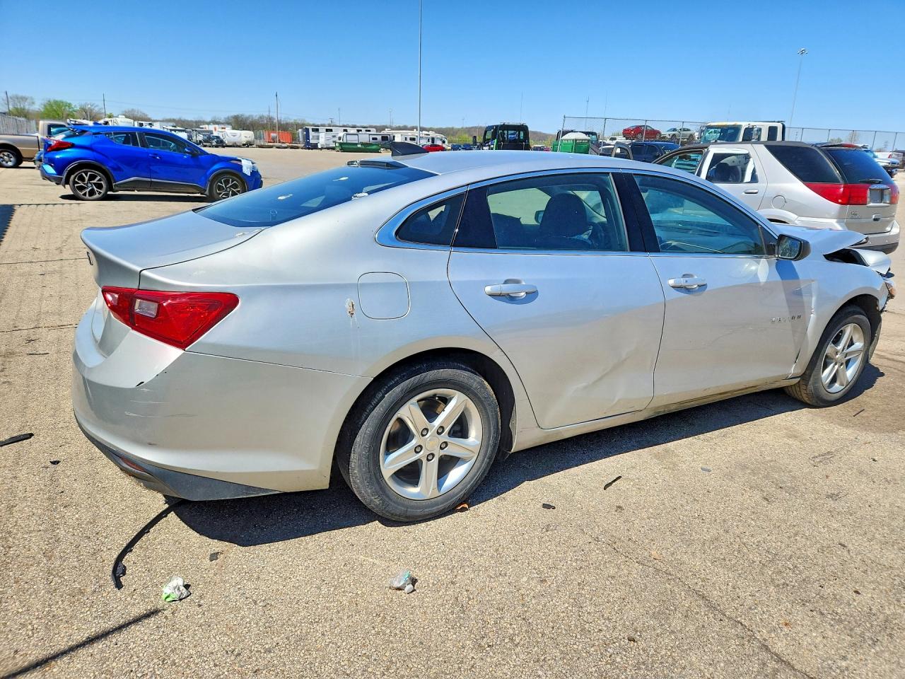 2022 Chevrolet Malibu Ls Серебряный vin: 1G1ZC5ST6NF166507