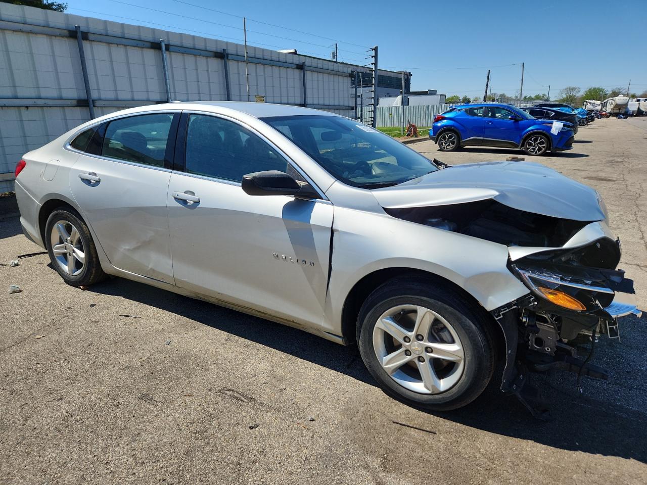 2022 Chevrolet Malibu Ls Серебряный vin: 1G1ZC5ST6NF166507 Damage: Right Rocker Panel, Severe Damage, Replacement Required