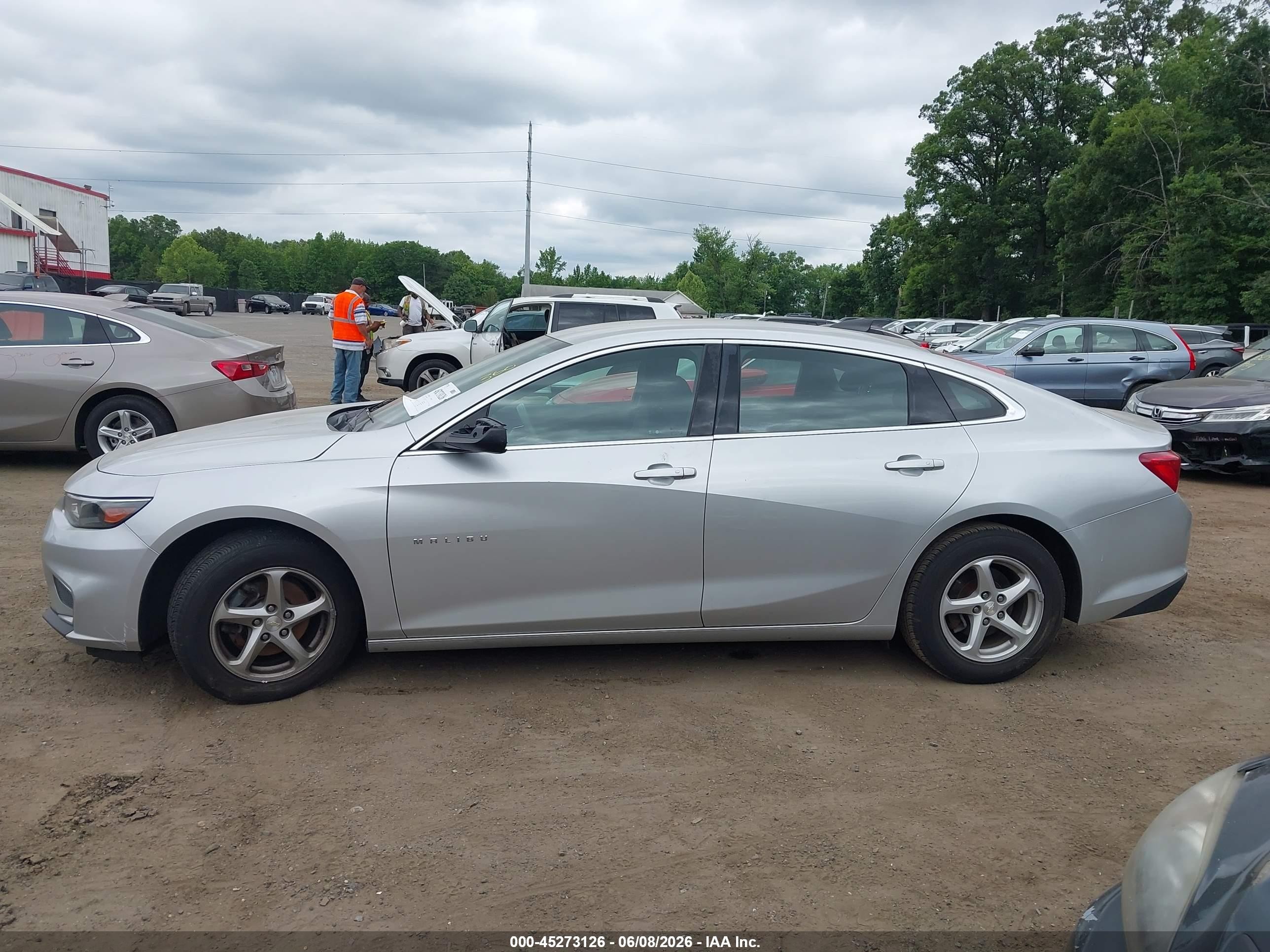 2017 Chevrolet Malibu 1fl Silver vin: 1G1ZC5ST7HF128708