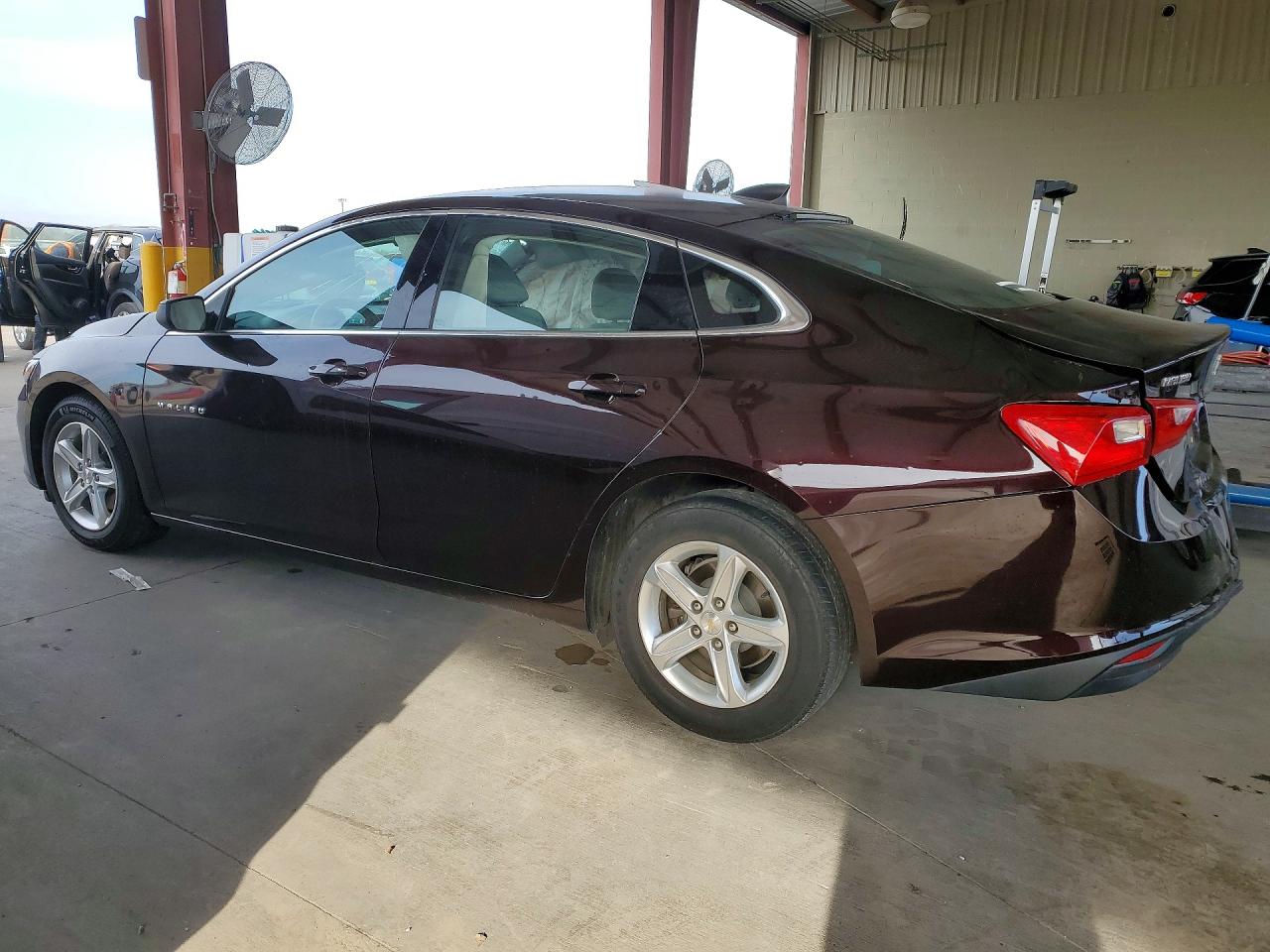2021 Chevrolet Malibu Ls Purple vin: 1G1ZC5ST9MF055643