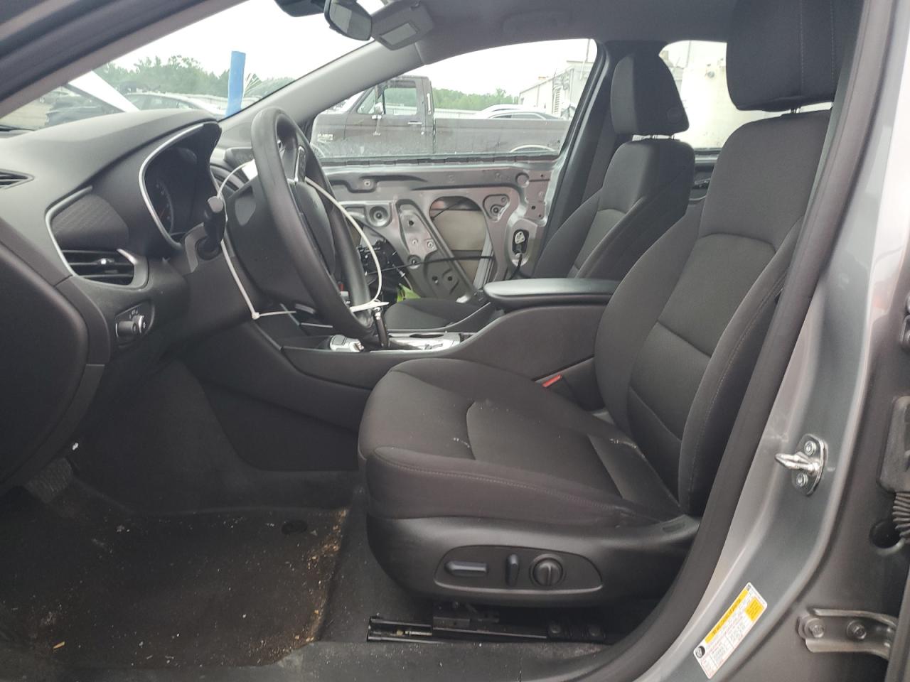 2024 Chevrolet Malibu Gray vin: 1G1ZC5STXRF117347 Damage: RF Door Panel, Missing, Replacement Required