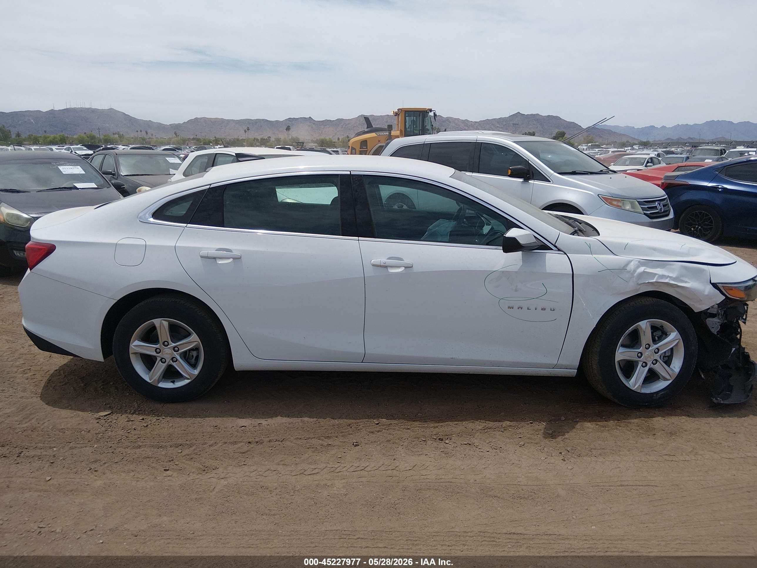2024 Chevrolet Malibu Fwd 1fl Белый vin: 1G1ZC5STXRF175295