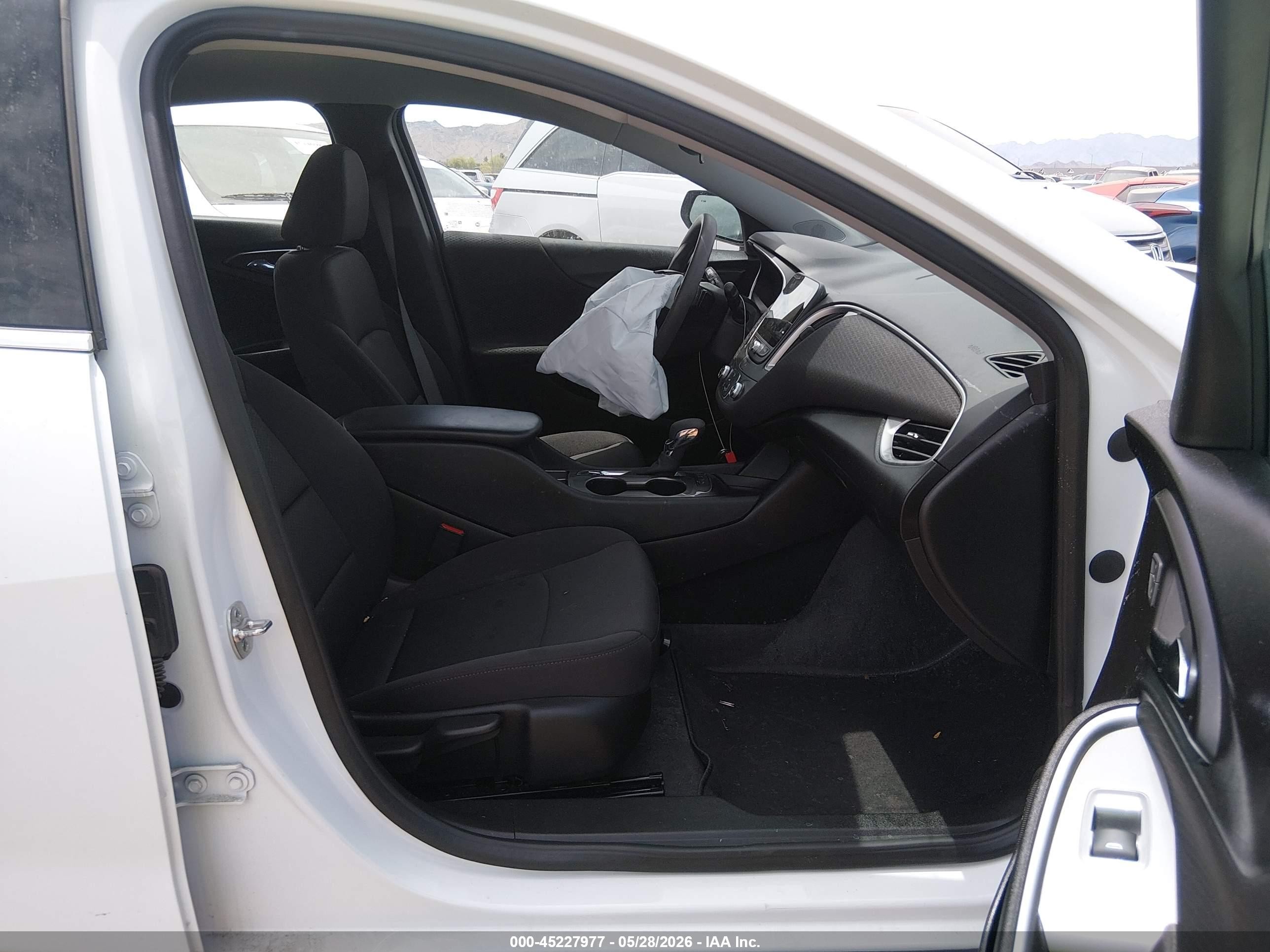 2024 Chevrolet Malibu Fwd 1fl Белый vin: 1G1ZC5STXRF175295