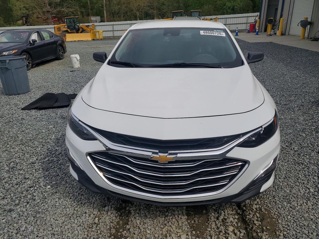 2025 Chevrolet Malibu Ls White vin: 1G1ZC5STXSF117824
