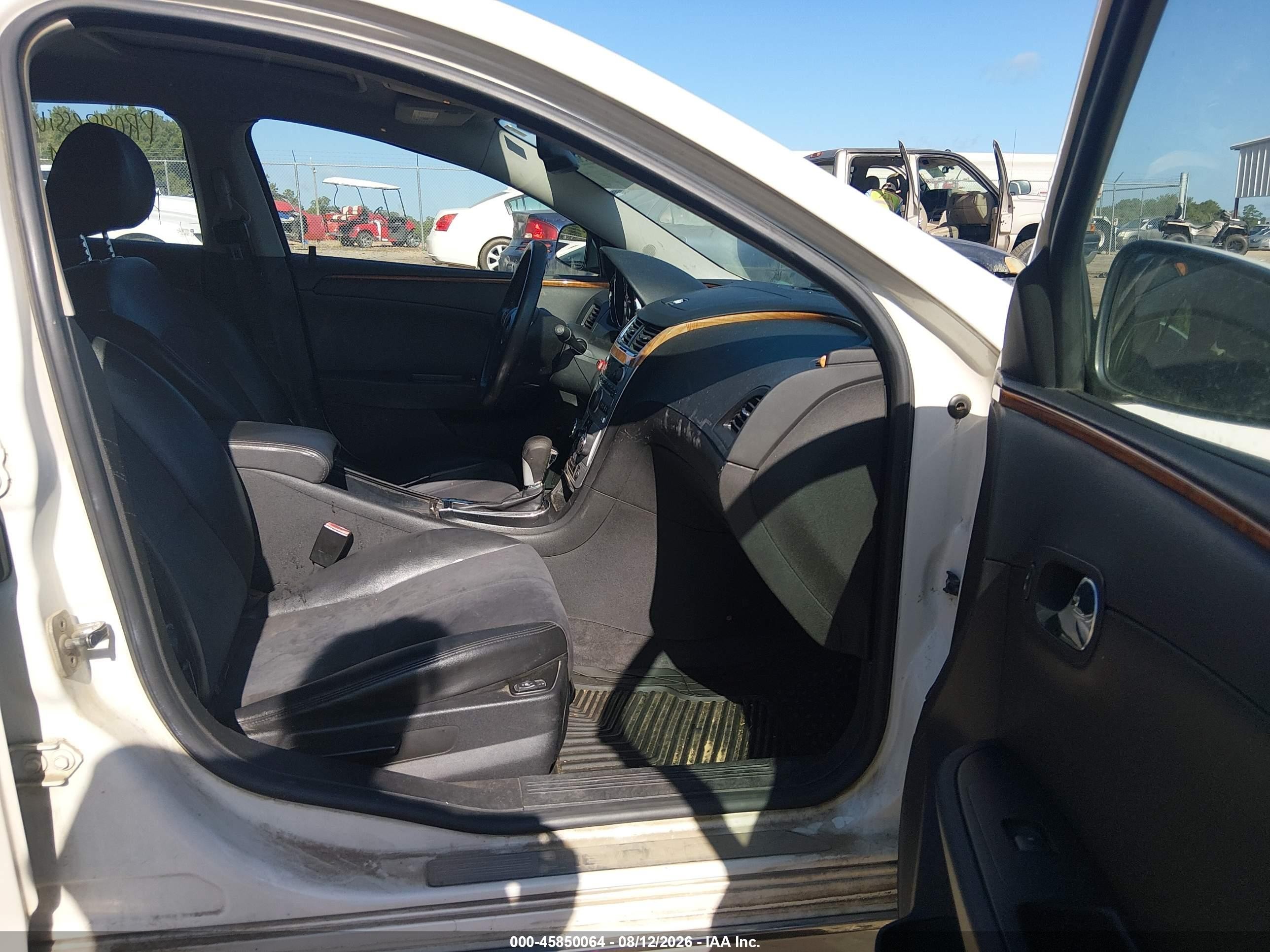 2012 Chevrolet Malibu 2lt Белый vin: 1G1ZD5E00CF205622