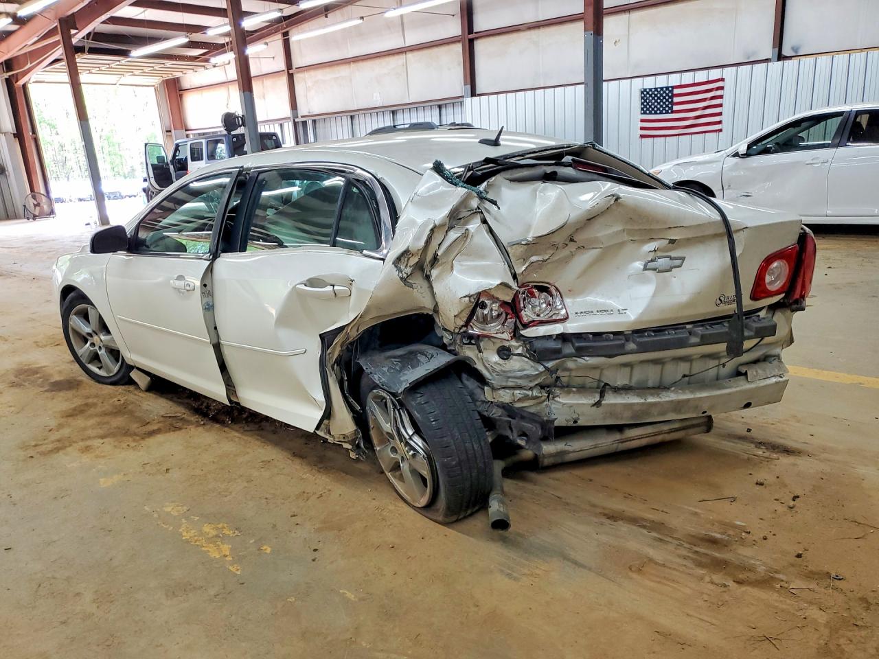 2011 Chevrolet Malibu 2lt White vin: 1G1ZD5E12BF335697