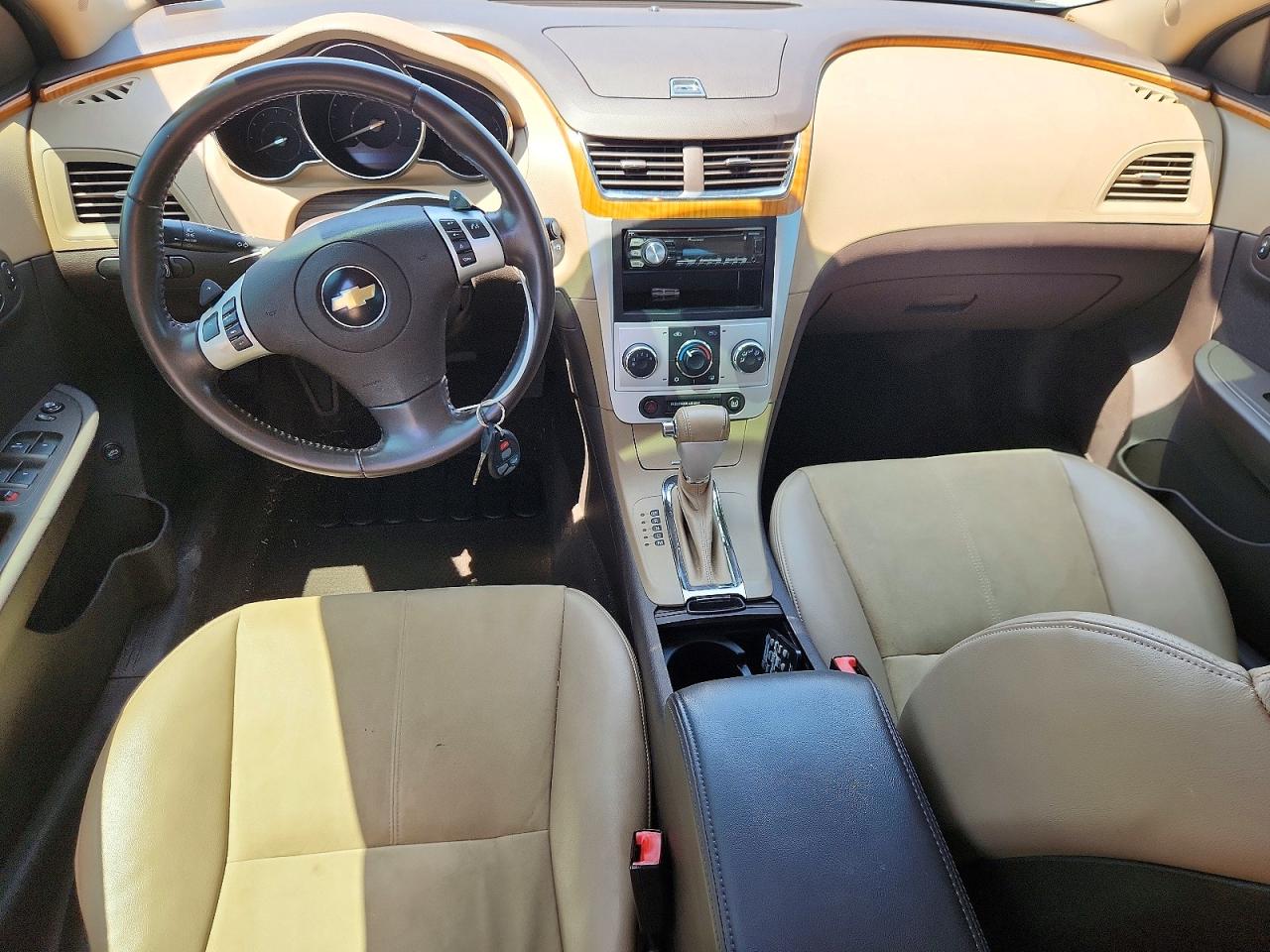 2010 Chevrolet Malibu 2lt Cream vin: 1G1ZD5E71AF225646