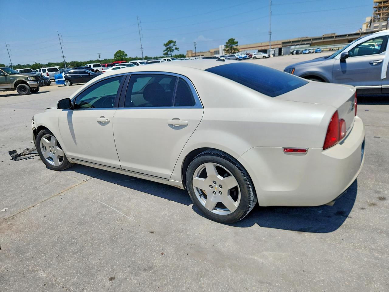 2010 Chevrolet Malibu 2lt Cream vin: 1G1ZD5E71AF225646