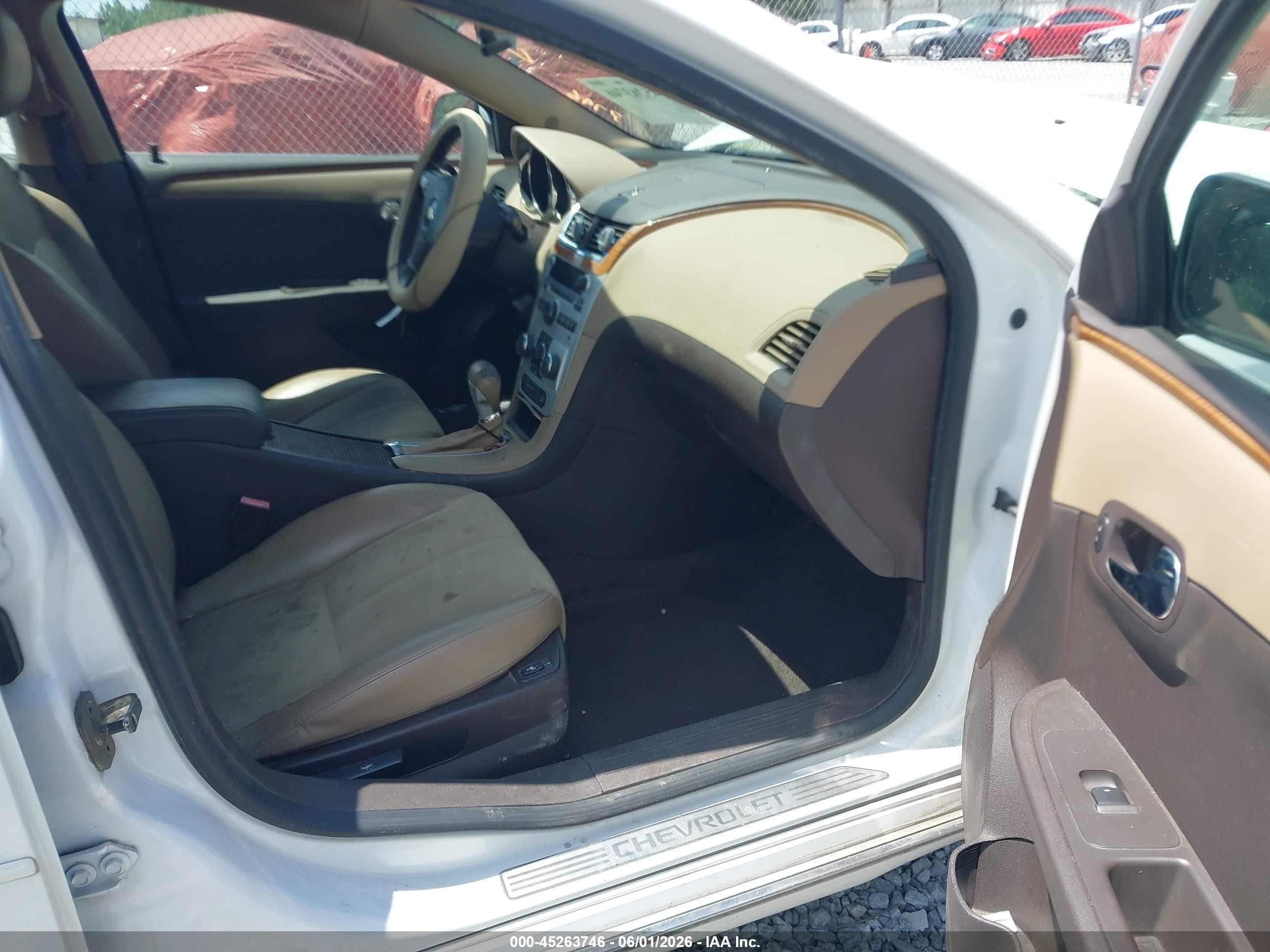2010 Chevrolet Malibu Lt White vin: 1G1ZD5E74AF135536