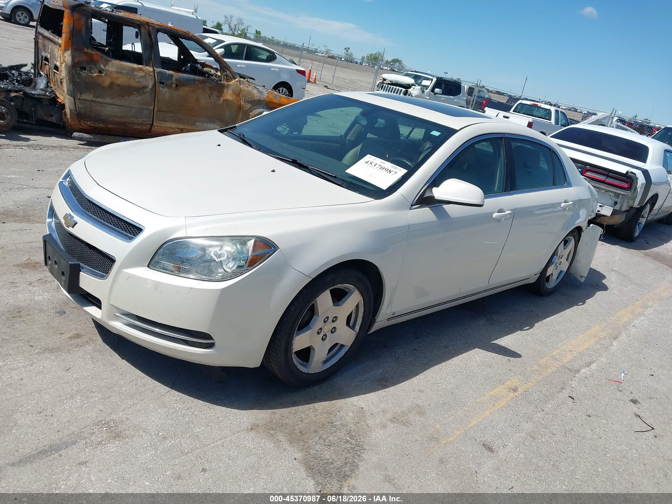 2010 Chevrolet Malibu Lt Белый vin: 1G1ZD5E76AF112484