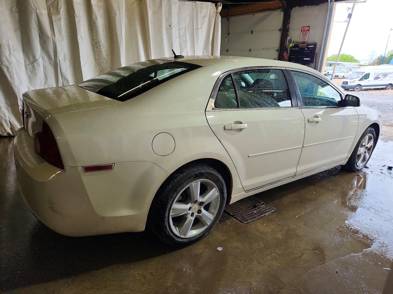 2010 Chevrolet Malibu 2lt White vin: 1G1ZD5EB3AF206911