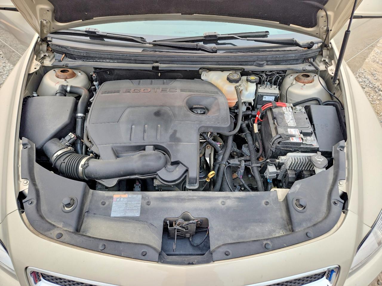 2010 Chevrolet Malibu 2lt Cream vin: 1G1ZD5EB5AF221894