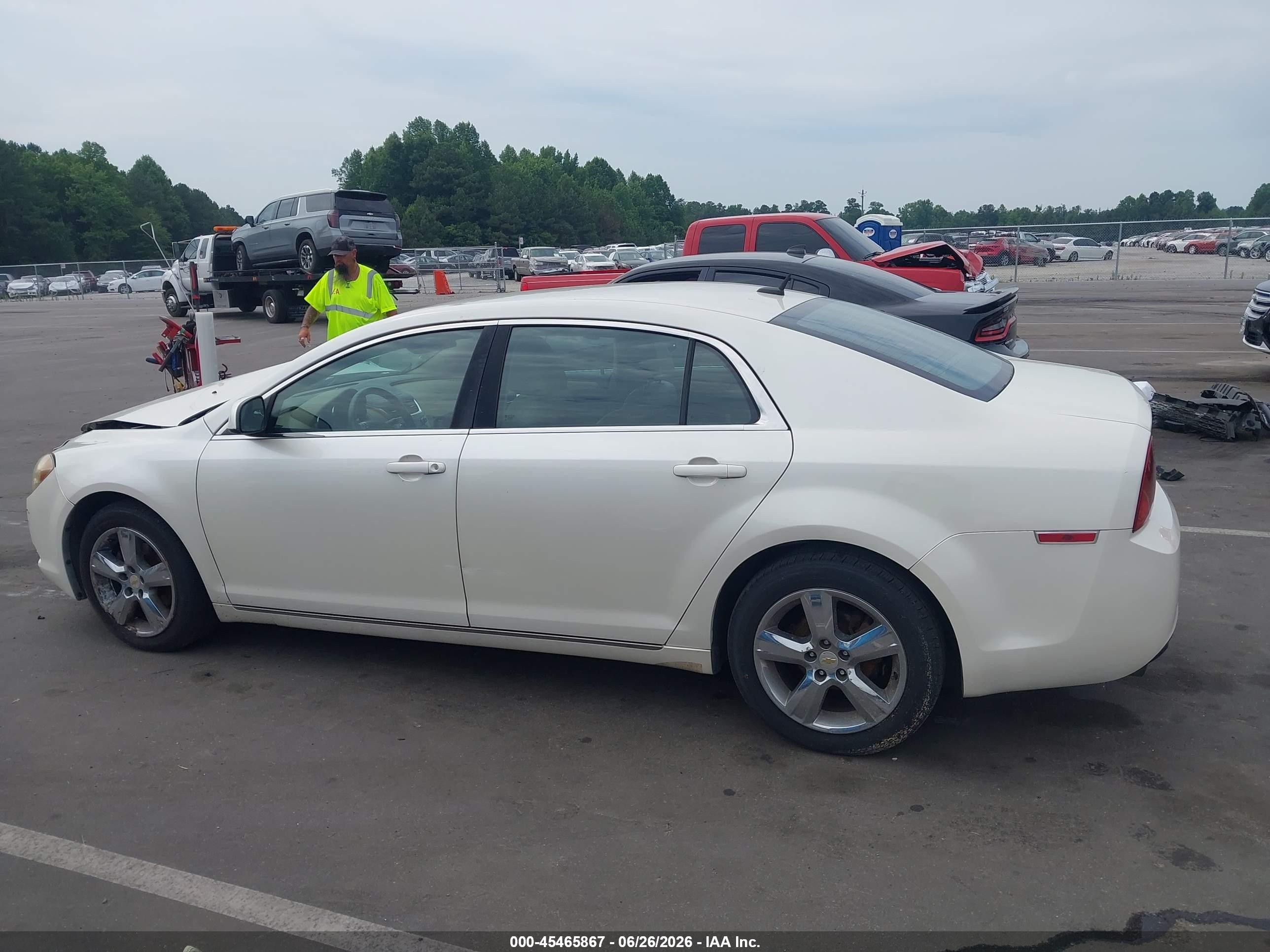 2010 Chevrolet Malibu Lt Белый vin: 1G1ZD5EB5AF241157