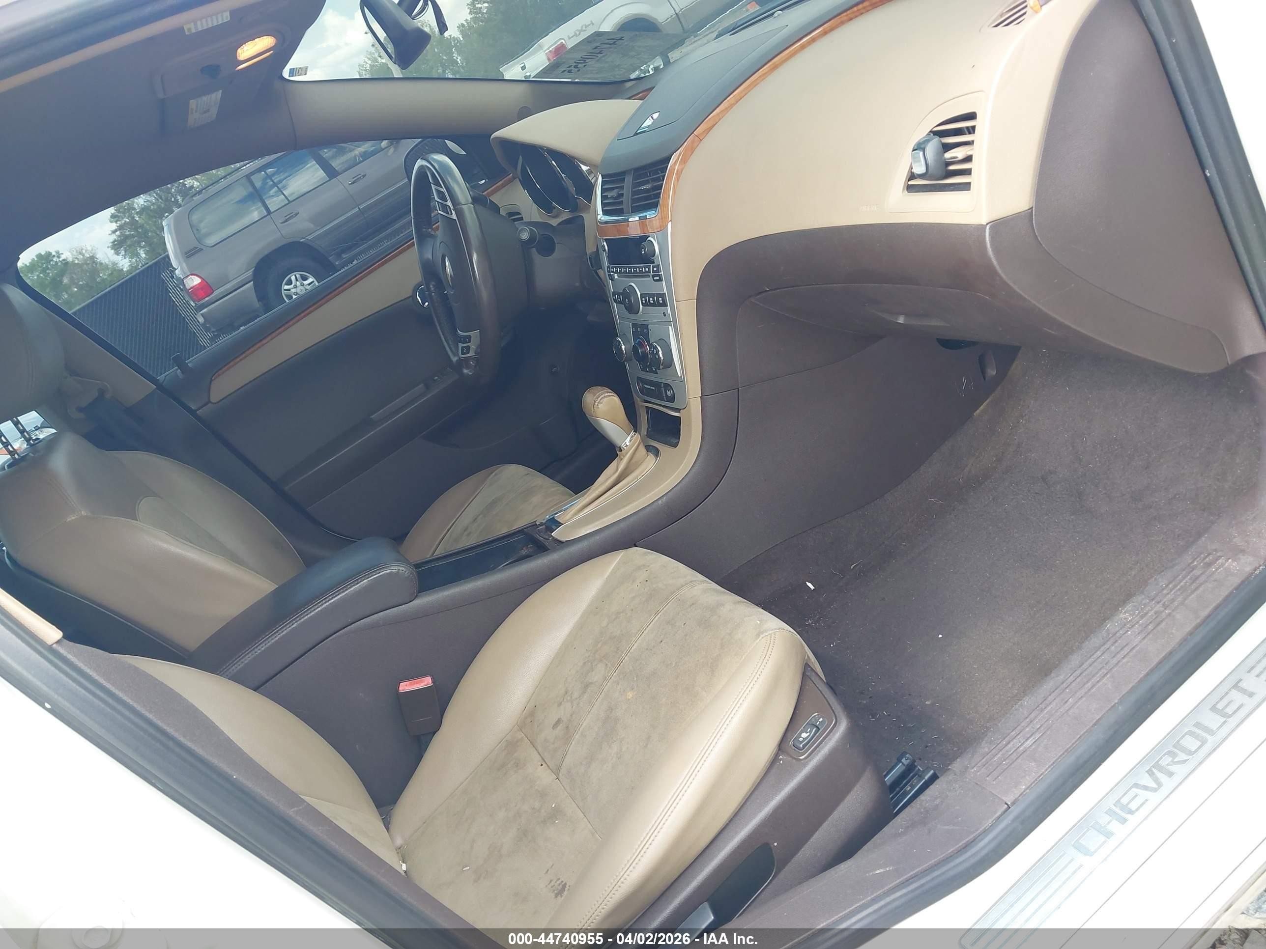 2010 Chevrolet Malibu Lt White vin: 1G1ZD5EBXAF301210