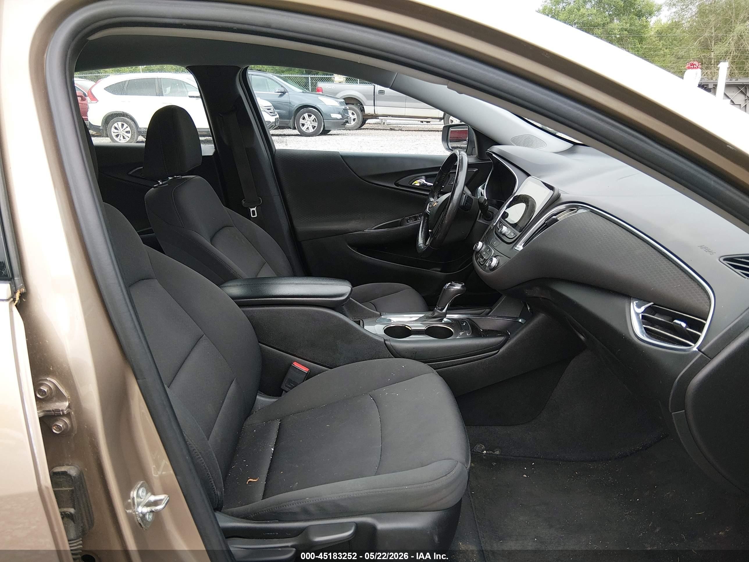 2018 Chevrolet Malibu Lt Gold vin: 1G1ZD5ST0JF251527