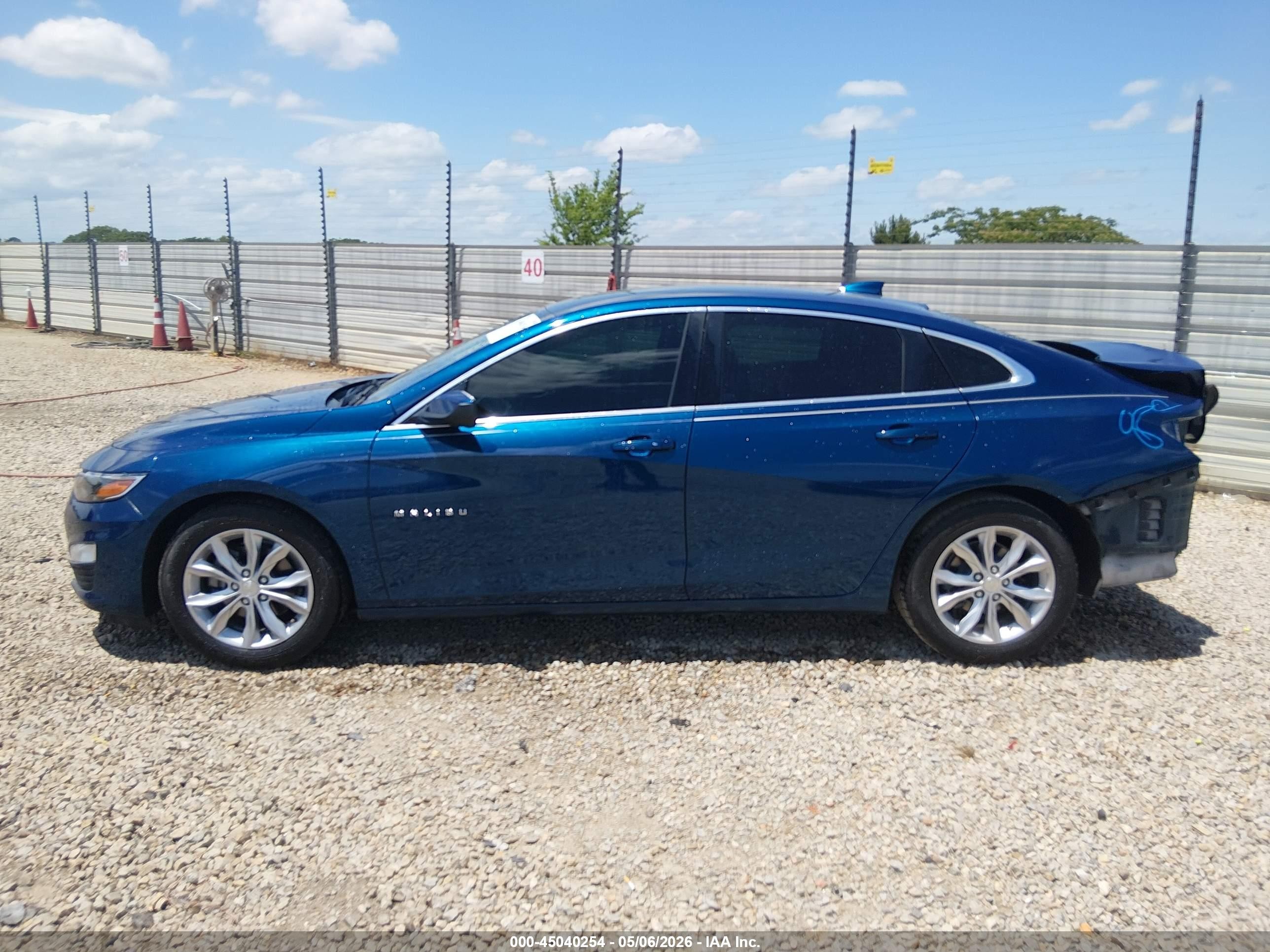 2019 Chevrolet Malibu Lt Синий vin: 1G1ZD5ST0KF135830