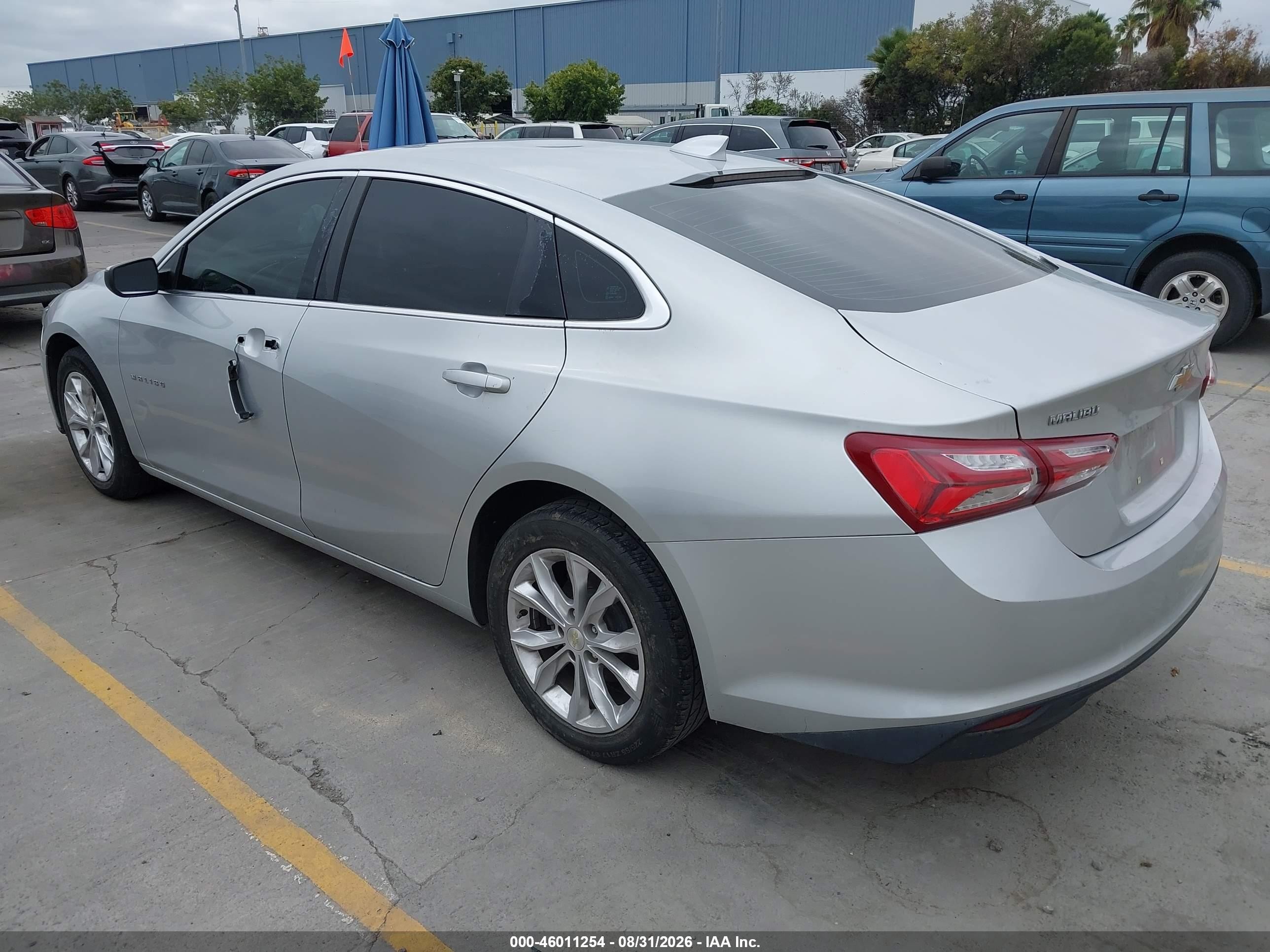 2020 Chevrolet Malibu Fwd Lt Серебряный vin: 1G1ZD5ST0LF064680