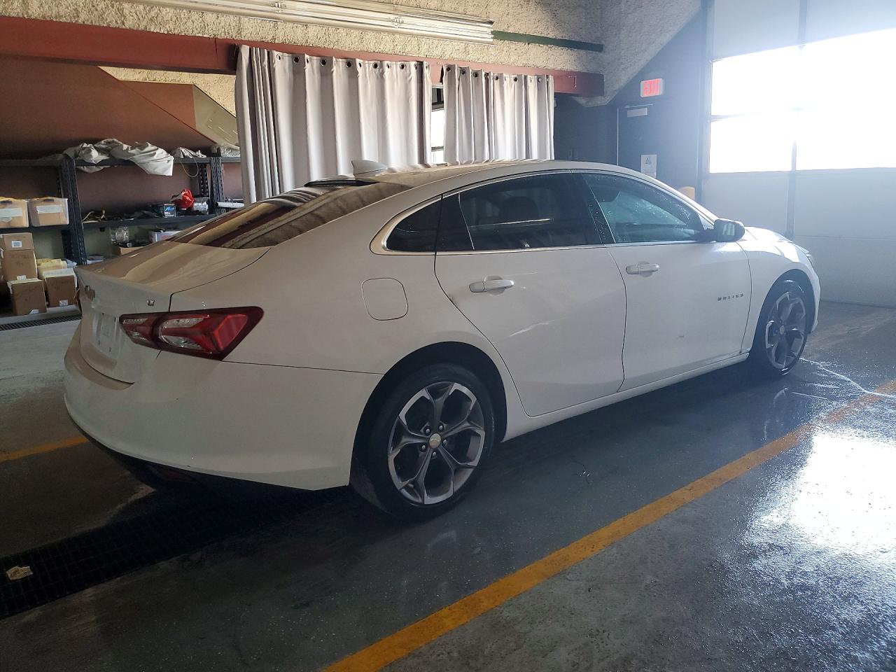 2020 Chevrolet Malibu Lt Белый vin: 1G1ZD5ST0LF125705