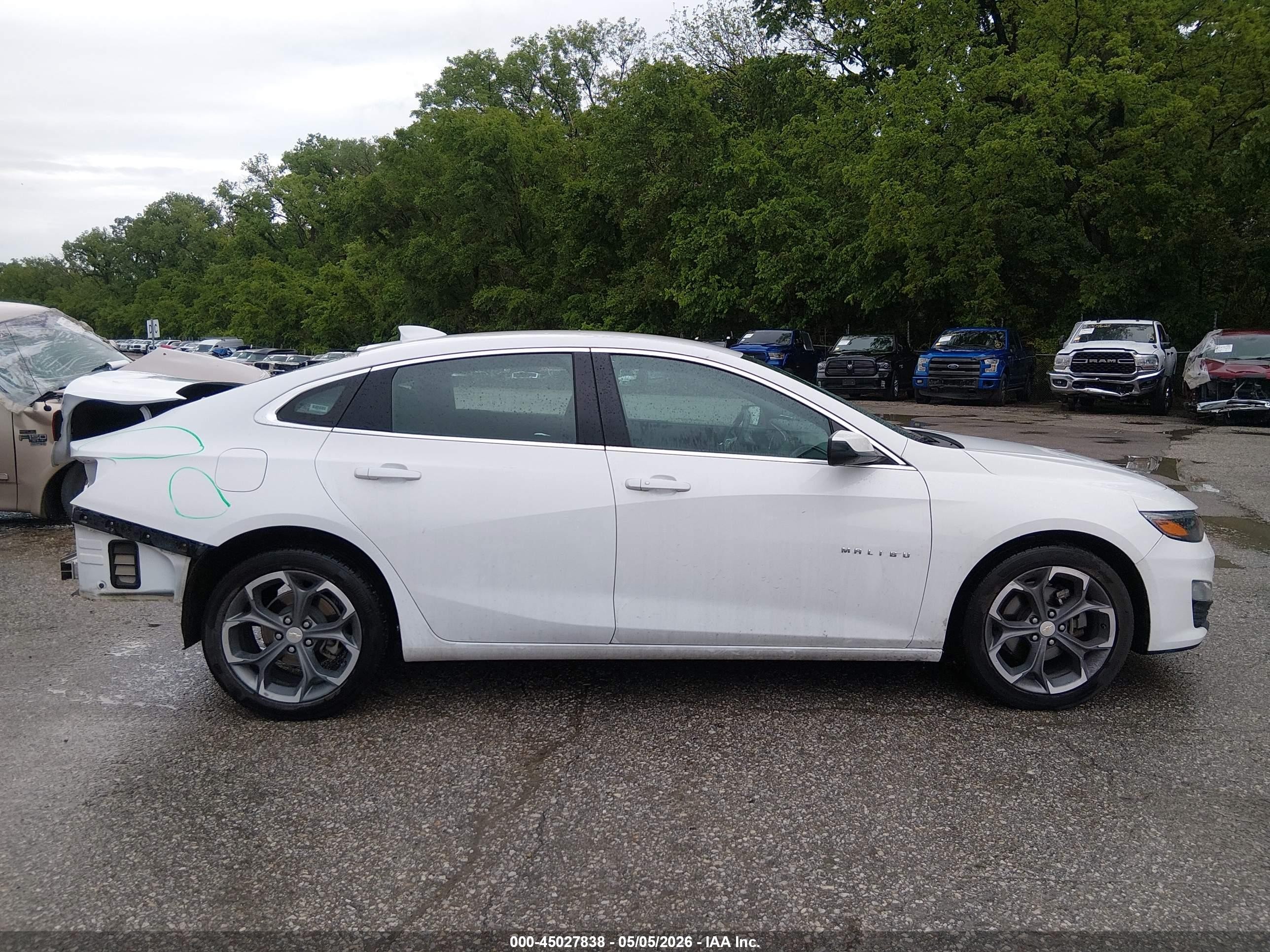 2024 Chevrolet Malibu Fwd 1lt Белый vin: 1G1ZD5ST0RF160852