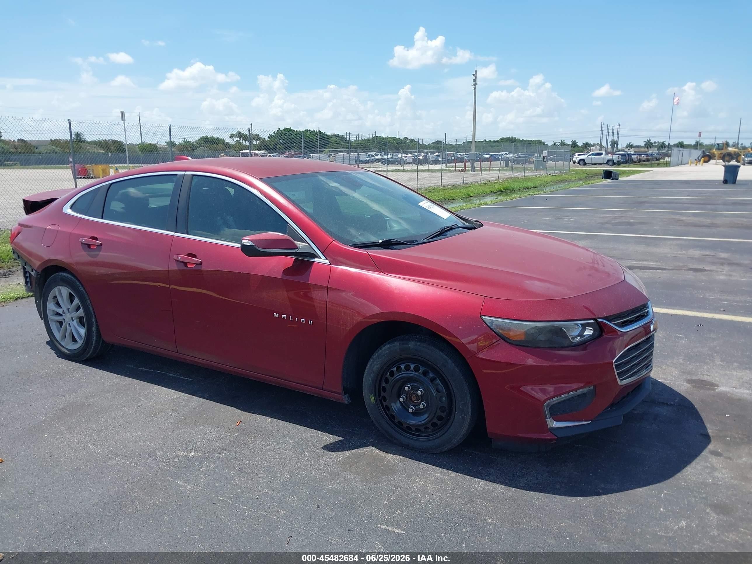 2018 Chevrolet Malibu Lt Red vin: 1G1ZD5ST1JF115374