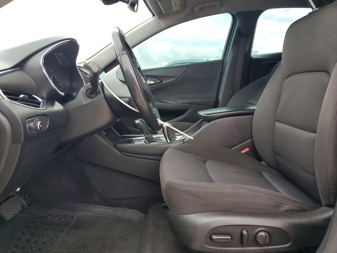 2018 Chevrolet Malibu Lt Серый vin: 1G1ZD5ST1JF155812