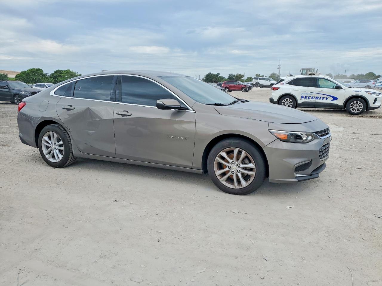 2018 Chevrolet Malibu Lt Серый vin: 1G1ZD5ST1JF155812