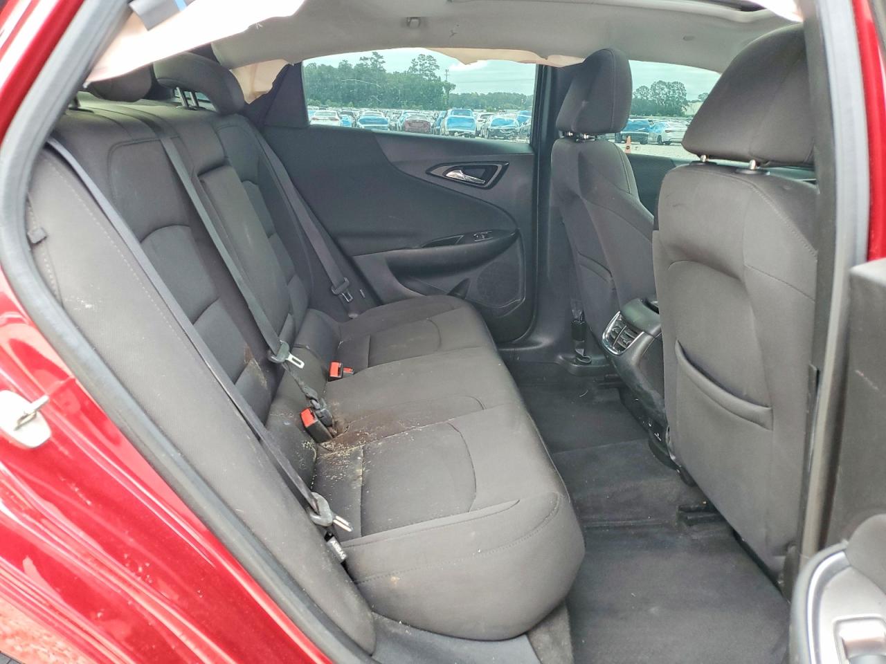 2018 Chevrolet Malibu Lt Красный vin: 1G1ZD5ST1JF206029