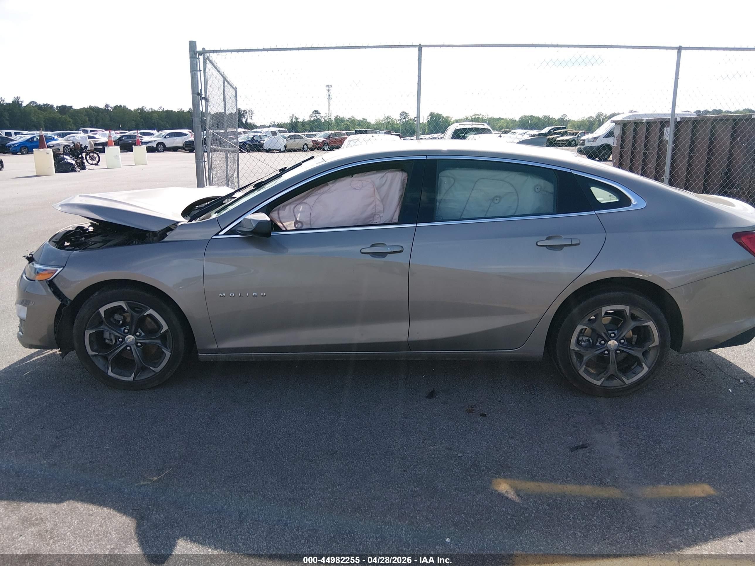 2023 Chevrolet Malibu Fwd 1lt Бежевый vin: 1G1ZD5ST1PF149291