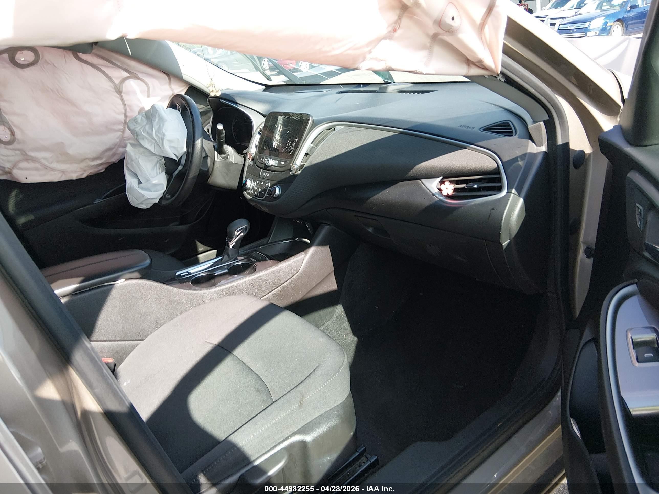2023 Chevrolet Malibu Fwd 1lt Бежевый vin: 1G1ZD5ST1PF149291