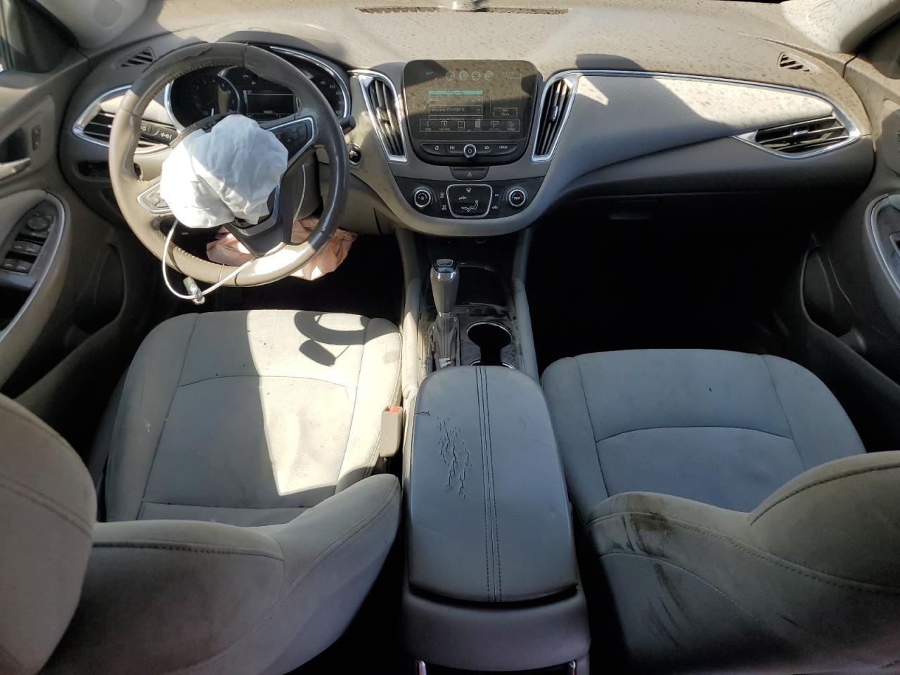 2018 Chevrolet Malibu Lt Серебряный vin: 1G1ZD5ST2JF121801