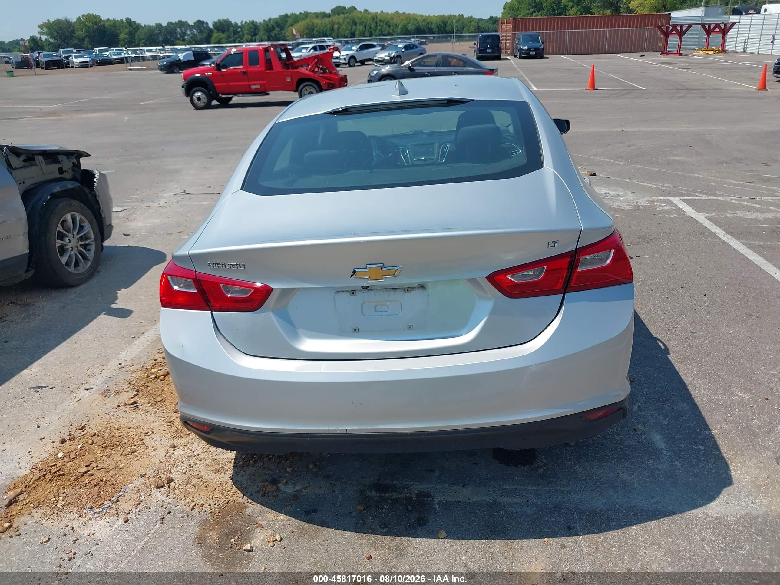 2018 Chevrolet Malibu Lt Серебряный vin: 1G1ZD5ST2JF123466