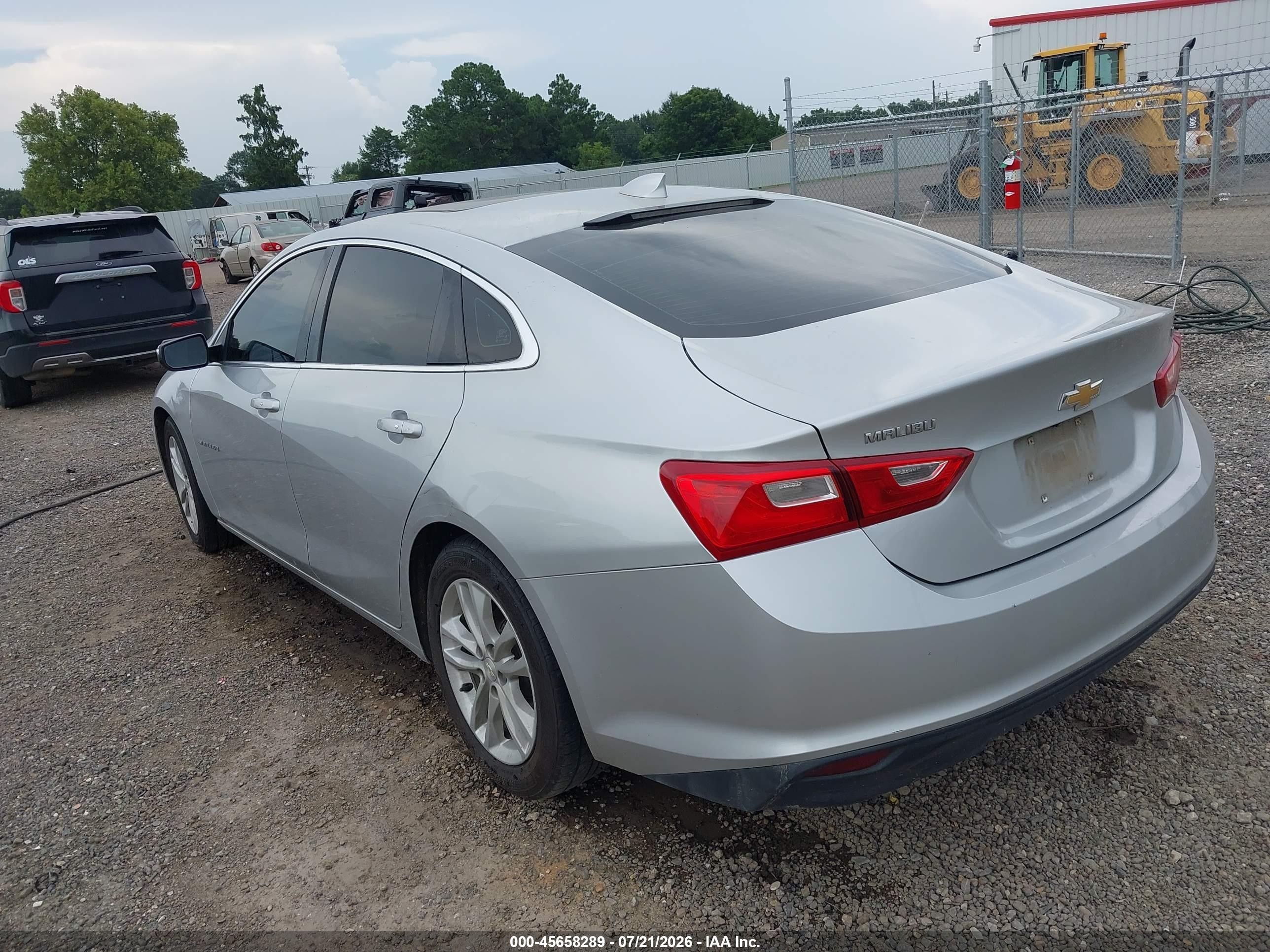 2018 Chevrolet Malibu Lt Серебряный vin: 1G1ZD5ST2JF142079