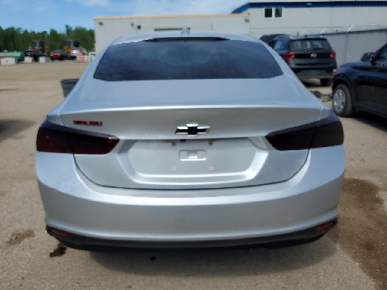 2018 Chevrolet Malibu Lt Silver vin: 1G1ZD5ST2JF158654